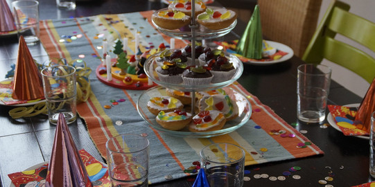 Table setting for a children's birthday party