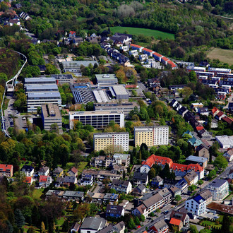 Der Campus Süd mit H-Bahn Netz wird von oben gezeigt. 